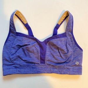 purple Lulu lemon sports bra